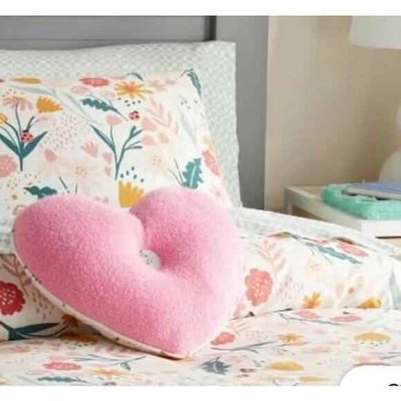 Pillowfort Heart Shape Floral Print Reversible Throw Pillow - Picture 3 of 7